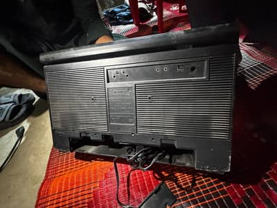 Vintage wooden retro redio system-working condition