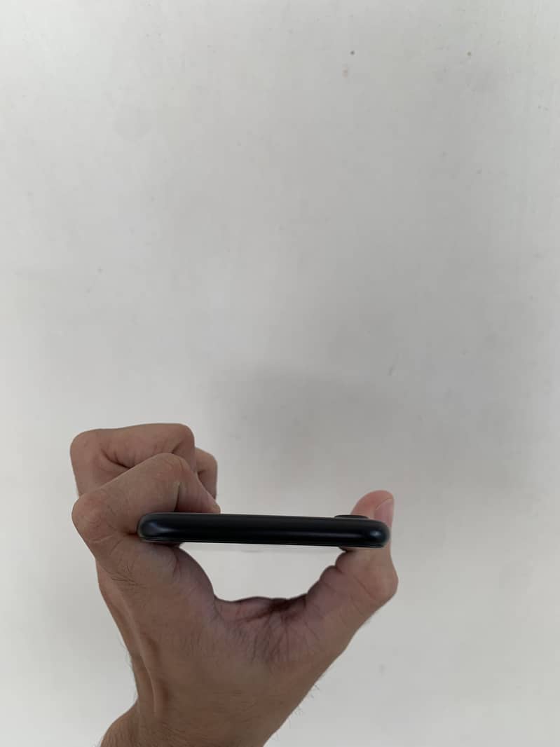 Apple iPhone 7 1