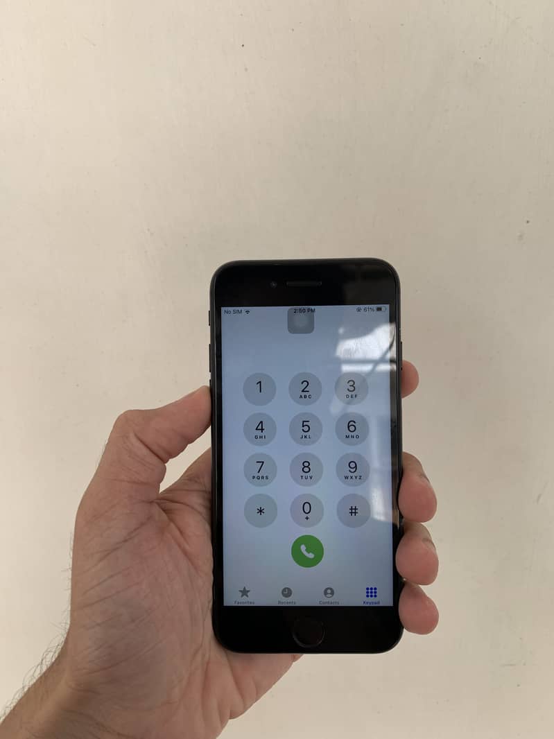 Apple iPhone 7 3