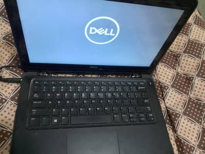 Dell Latitude 3380 ( core I5 7th Generation, 8GB RAM,128 GB SSD)