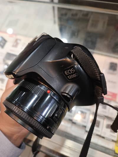 Canon 1200d With Youngno 50mm manual focus