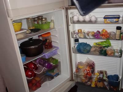 selling  dawlence fridge
