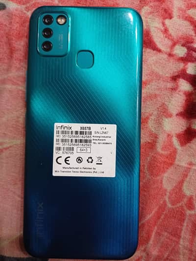 urgently sale sb kch thik ha bus nich se glas ka shishy pe linz ha