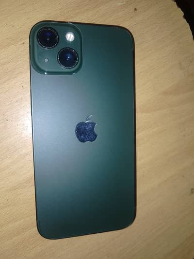 Apple iPhone 13