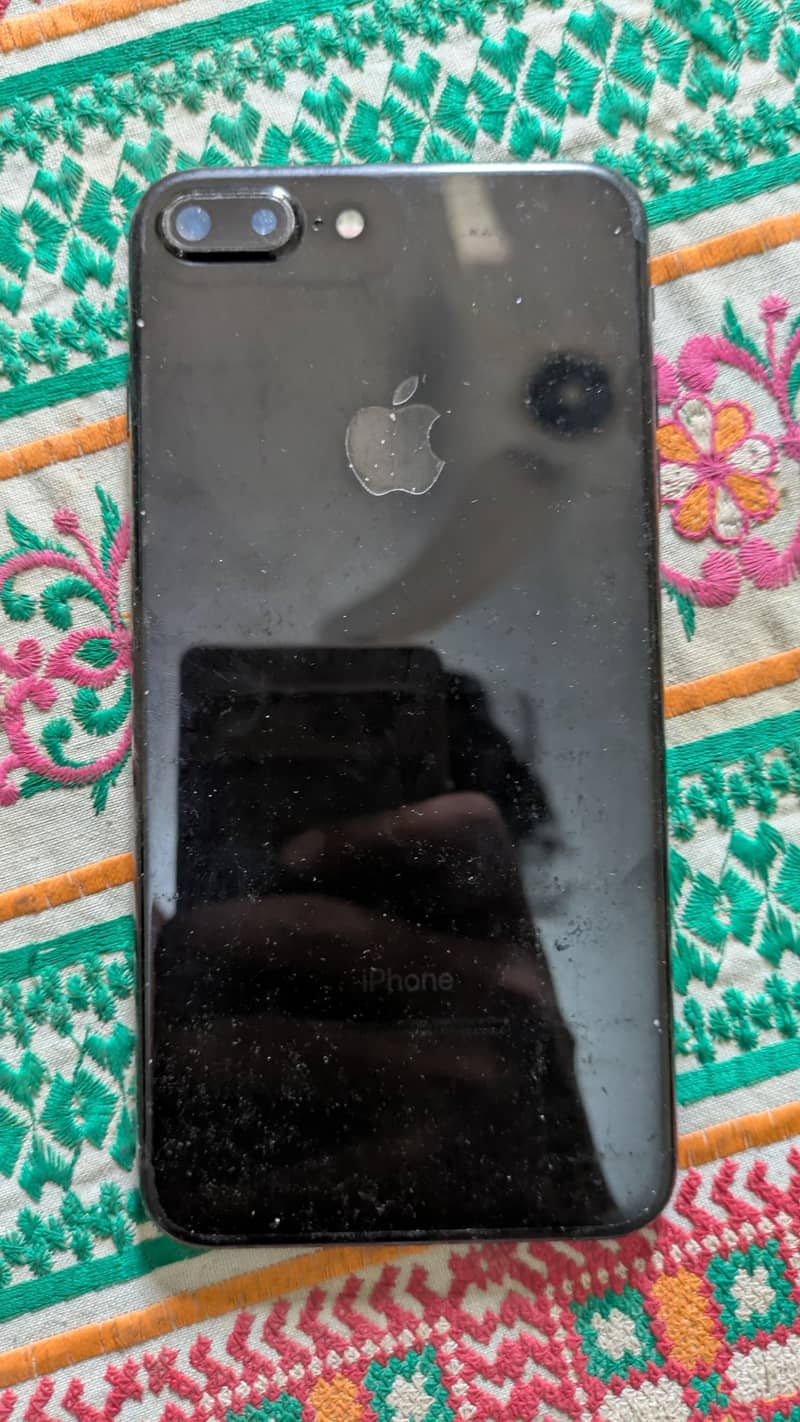 Apple iPhone 7 Plus 0