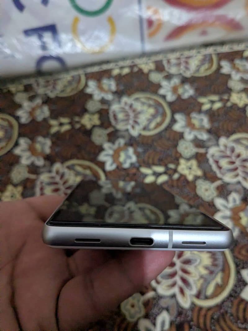 Google Pixel 7a 1