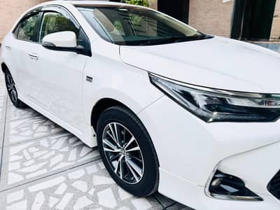 Toyota Corolla altas grande X1.8
