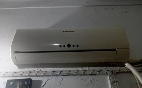 Dawlance 1.5 TON + Outer
