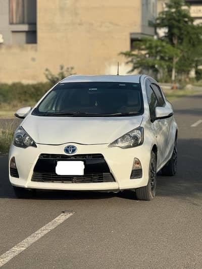 Toyota Aqua S Soft Leather 2013