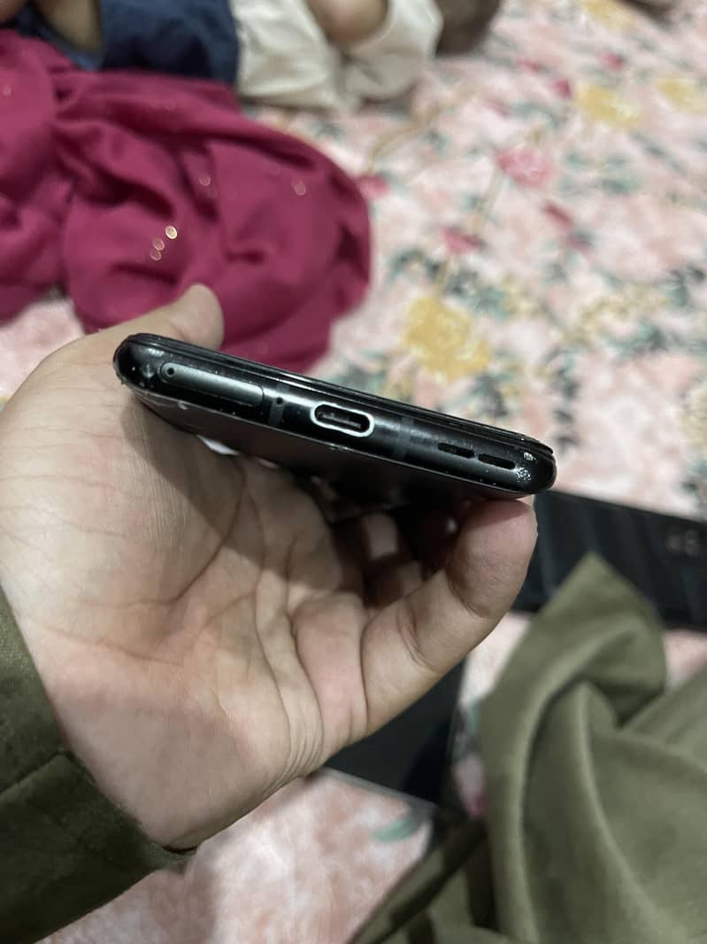 One Plus 9R 3