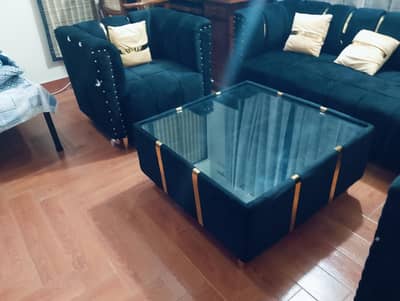 sofa for sale3+1+1 with center table