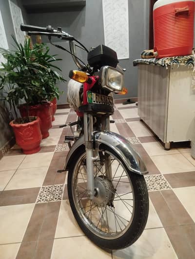 Honda CD 70 2016