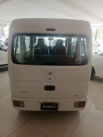 Suzuki Every 2025