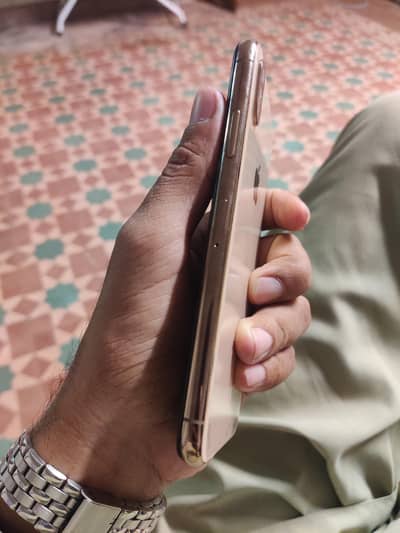 Apple iPhone XS