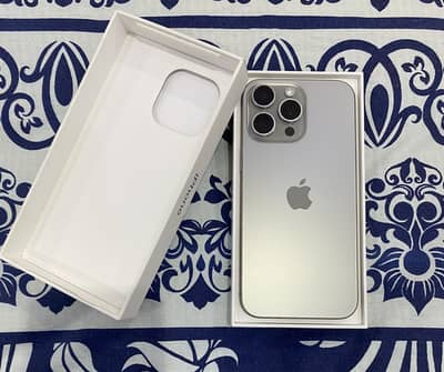 Apple iPhone 16 Pro Max