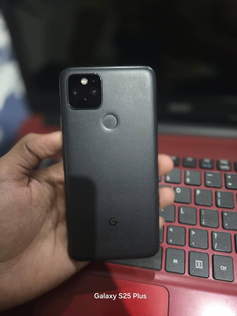 Google Pixel 5 ( EXCHNAGE POSSIBLE WITH DIFFERENCE ) 1
