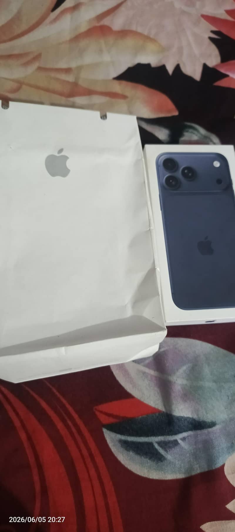 Apple iPhone 17 Pro Max 0