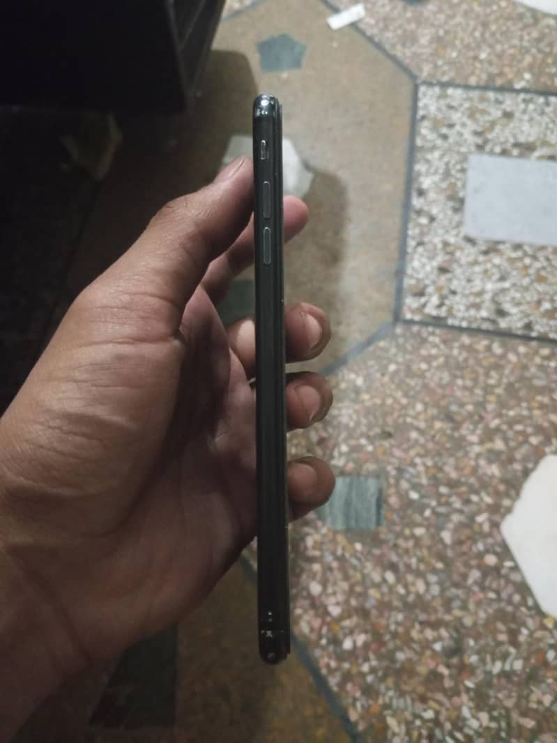 Apple iPhone 7 Plus 3