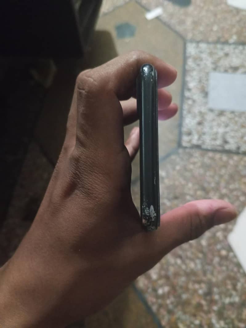 Apple iPhone 7 Plus 5
