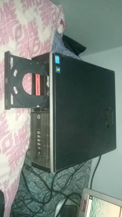 Assalam alaikum Mai yh CPU sell kr rah hu yh Intel core i5 window 7 h