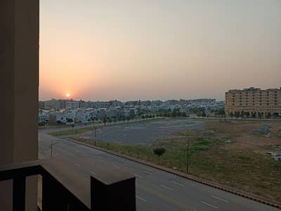 Spacious Furnished 3-Bedroom With Servant Quarter For Sale | The Galleria Mall &Amp; Apartments, Bahria Enclave