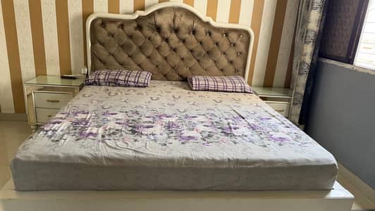 Luxury king bed