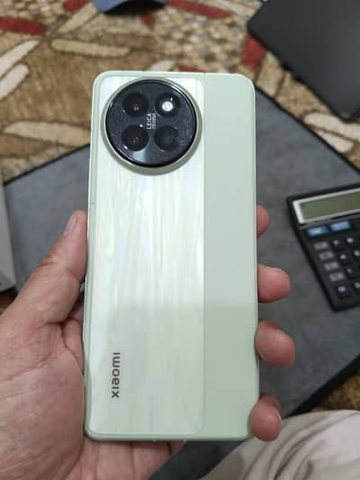 Xiaomi civi 4 pro 12. . . 512 gb with box sim bnd