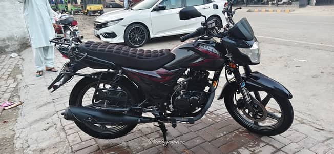 Suzuki GR 150 Model 2024 – Scratchless & Spotless – Low Mileage Bike