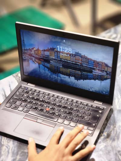 Lenovo laptop exchange offer only mobiles phones
