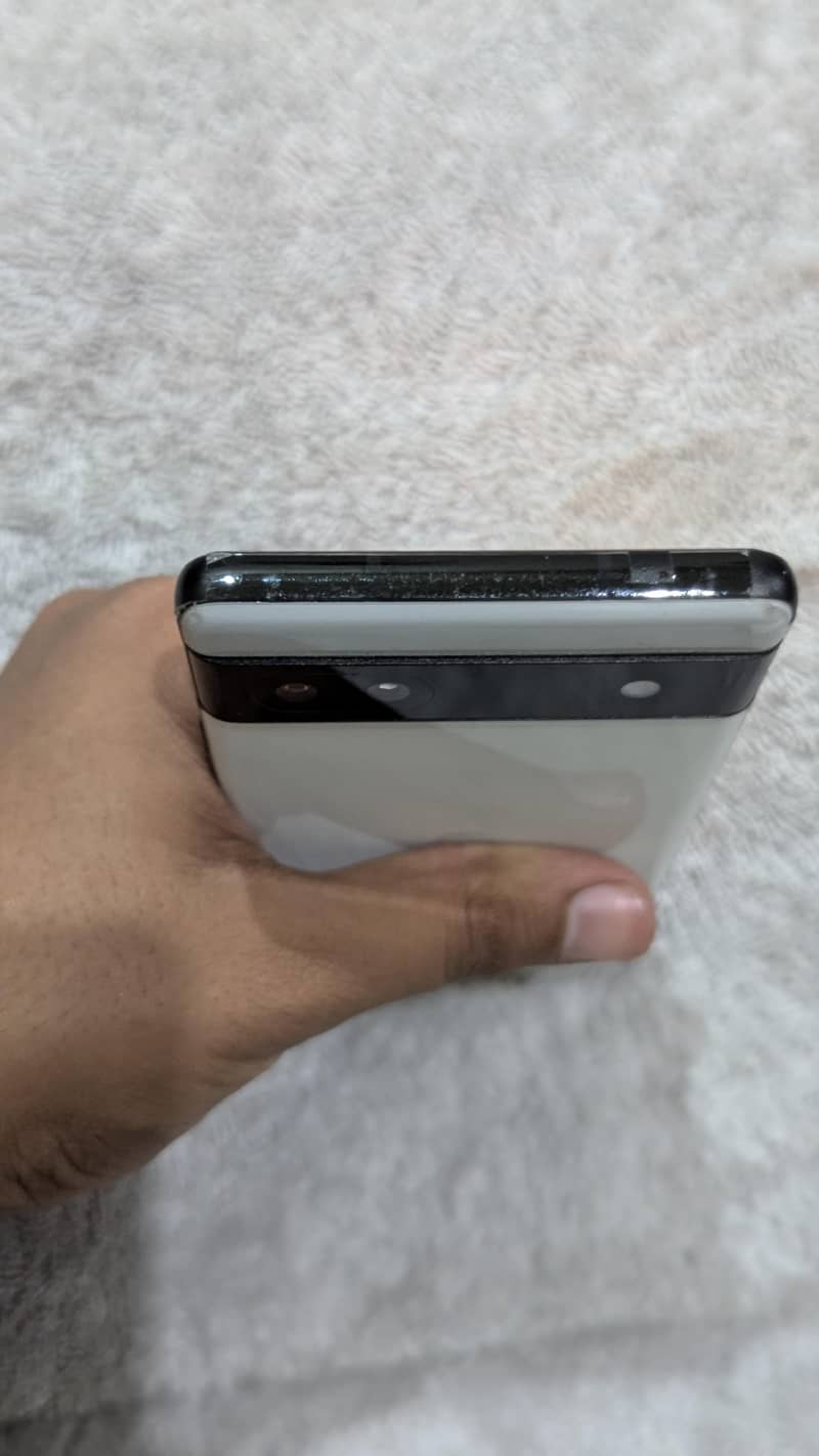 Google Pixel 6a 5