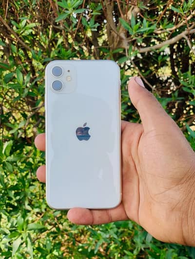 Apple iPhone 11