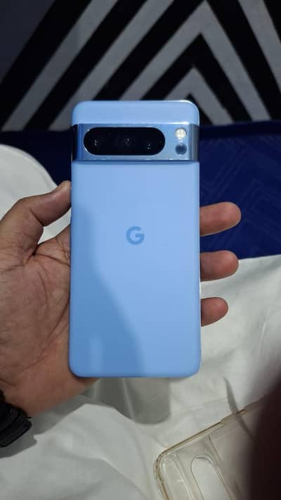 Google Pixel 8 Pro