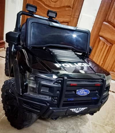 Kids 4x4 Battery Operated Police Jeep – 2 Seater | Excellent Condition