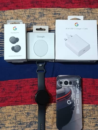 Pixel 9 Pro XL with combo Package