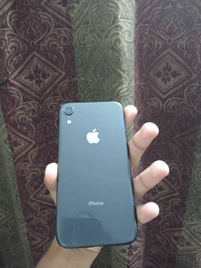 Apple iPhone XR