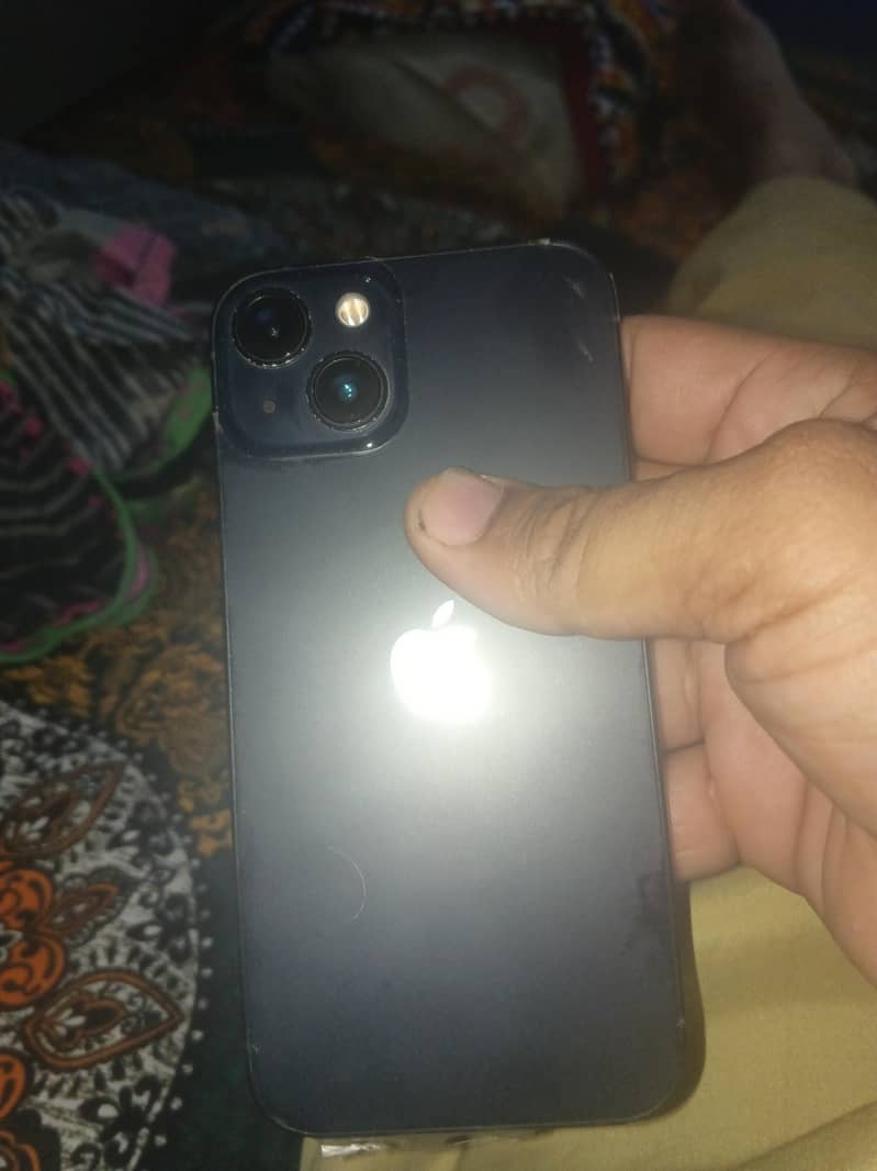 Apple iPhone 13 3