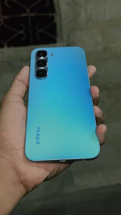 Infinix Hot 60 pro used but 8 month factory warranty in pending