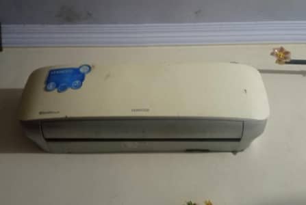 kenwod 1,5 ton invertor ac working condition