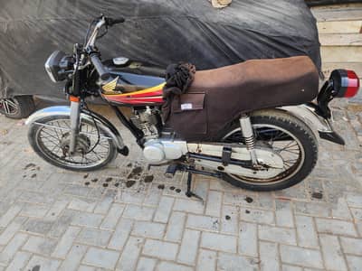 Honda karachi number 2012.      [ 03333161713 ]
