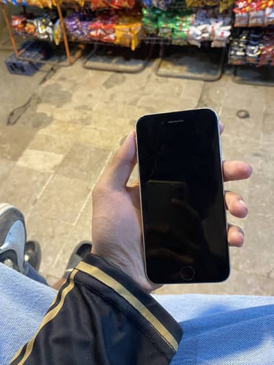 Apple iPhone 7