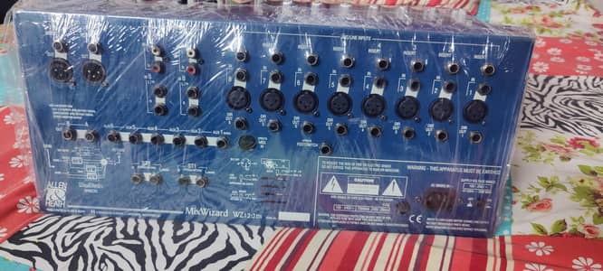 Allen & Heath WZ12:2DX MixWizard very good condition