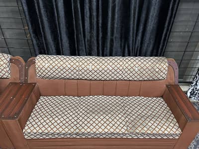 Complete 6 seater Sofa set