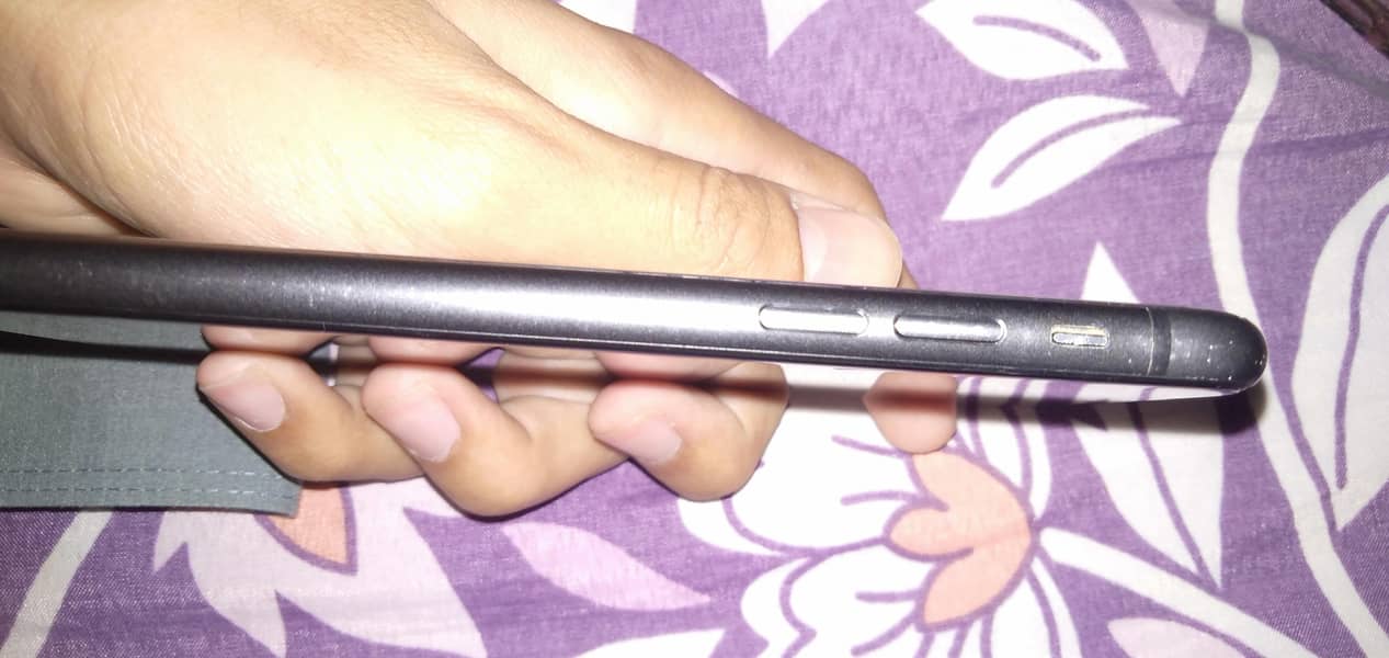 Apple iPhone 11 2