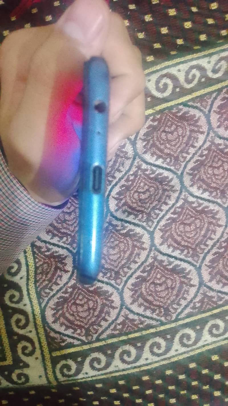 Blu G71+ 3