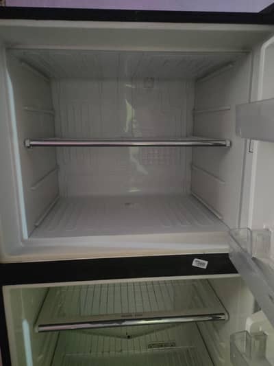 dowlence  Company Fridge Total Genuine new condition