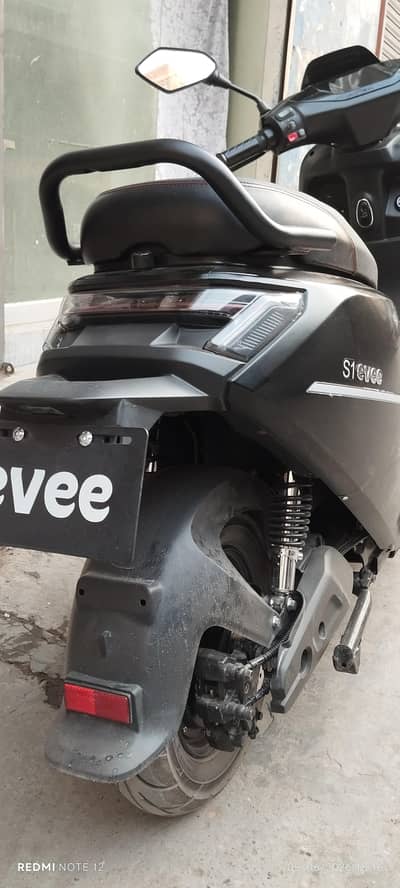evee sotti s1