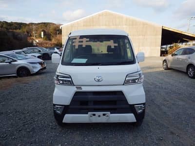 TOYOTA PIXIS VAN HALF CRUISE