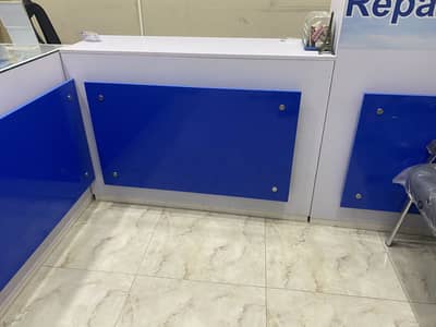 Mobile Shop Furniture