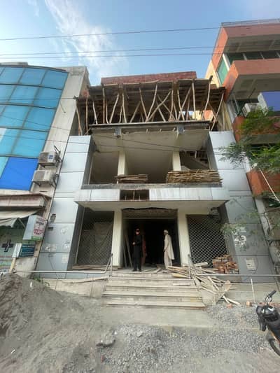 7 Marla Hot Location Commercial Building