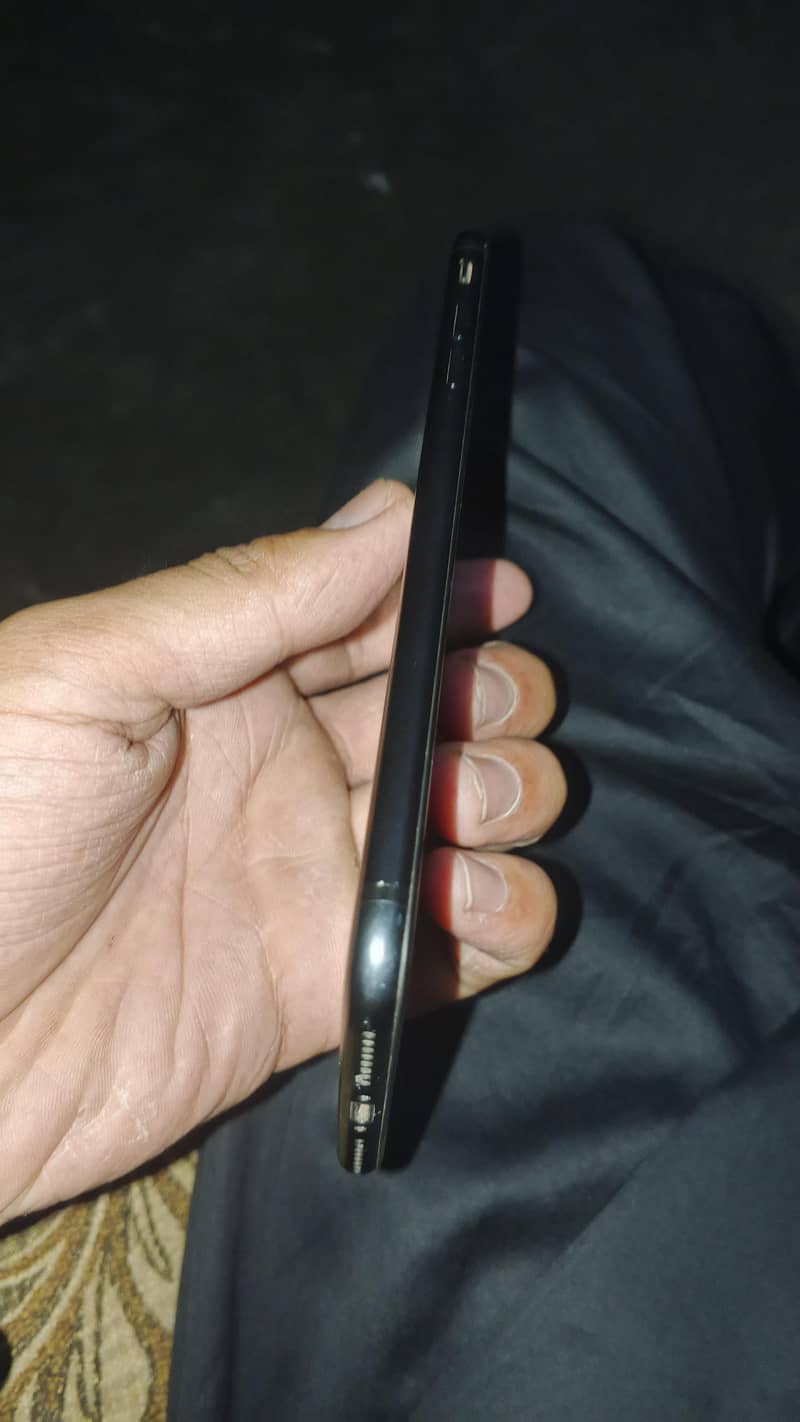 Apple iPhone 7 Plus 1